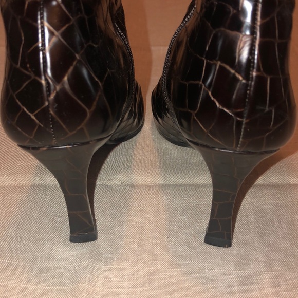 Stuart Weitzman Croco Print Heel Short Boots 7.5 - Picture 4 of 8